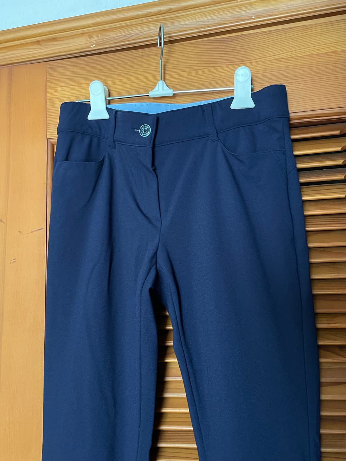 크로커다일 일자 바지 상품이미지2