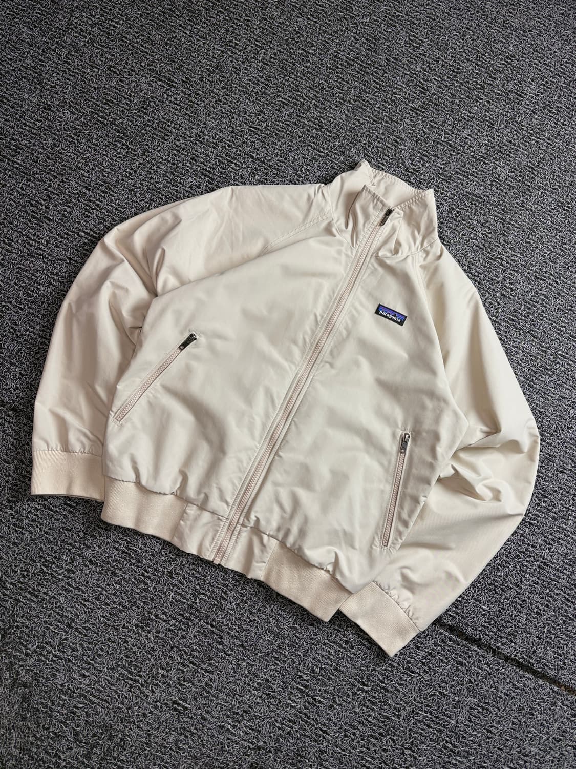 파타고니아 배기스 미니멀 베이지 집업 자켓 3217 상품이미지1