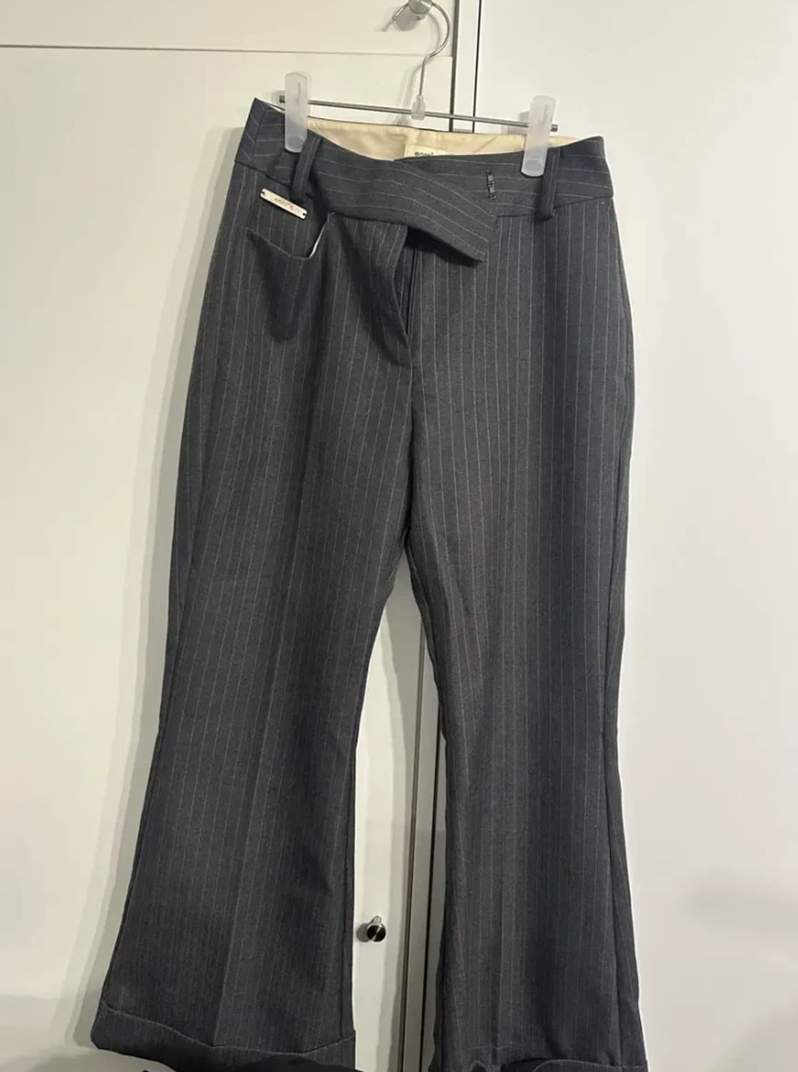 에옹쓰 스트라이프 슬랙스 상품이미지1