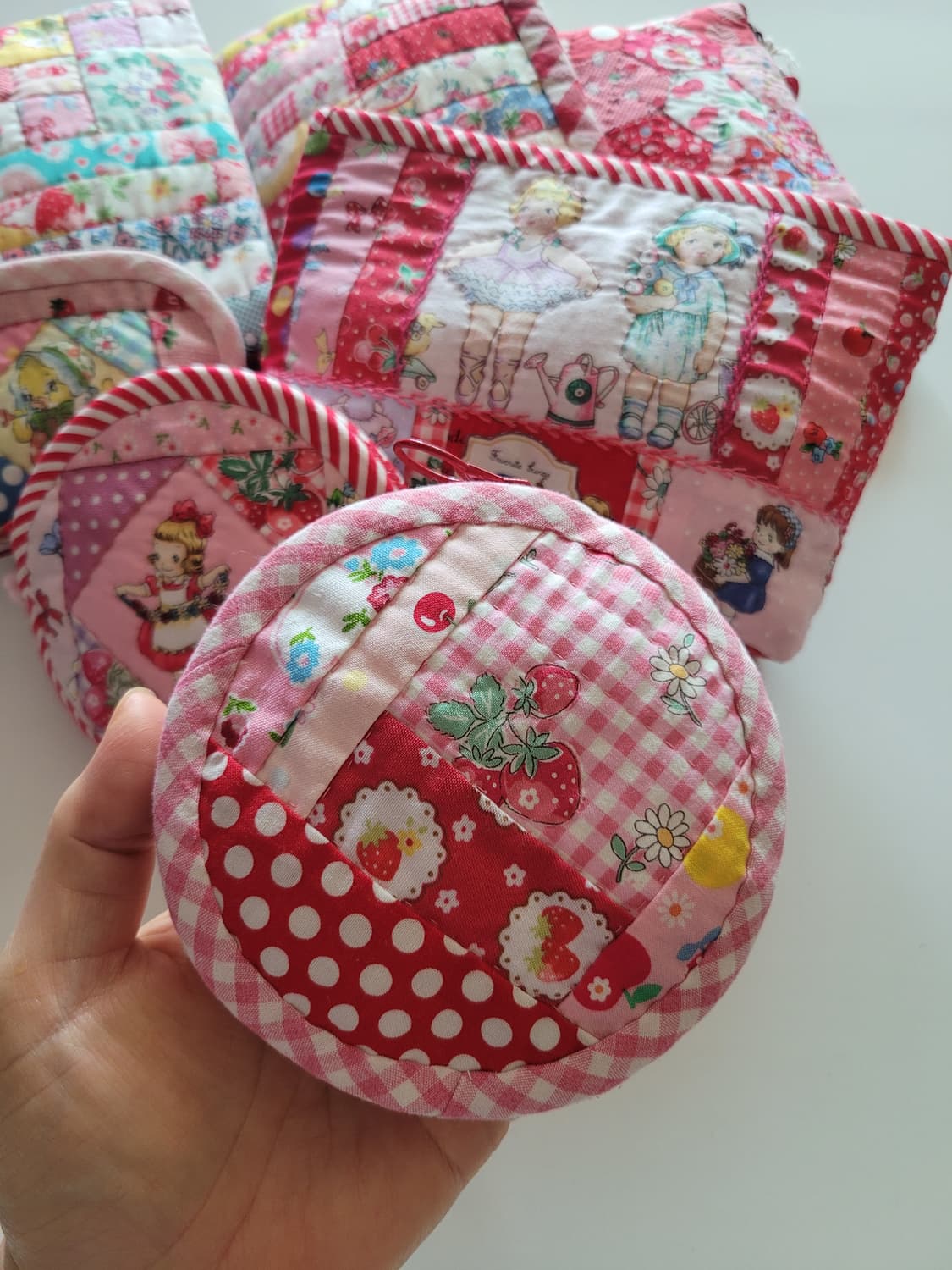 동글퀼트지갑/크리스마스선물/퀼트지갑/아이팟파우치/버즈파우치/핸드메이드 상품이미지3