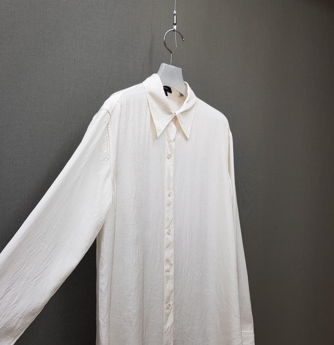 띠어리(Theory) 트리아세테이트 베이직 셔츠 P사이즈 상품이미지3