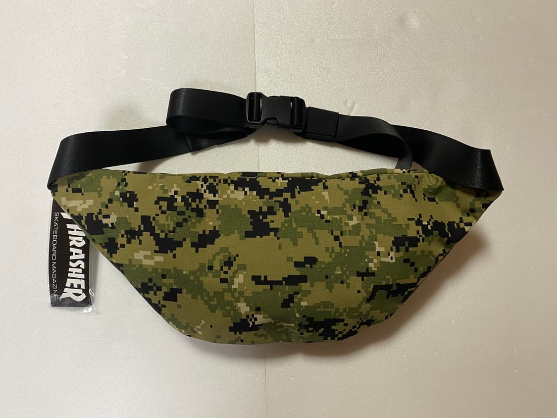 Thrasher camo 힙색 새제품 상품이미지4