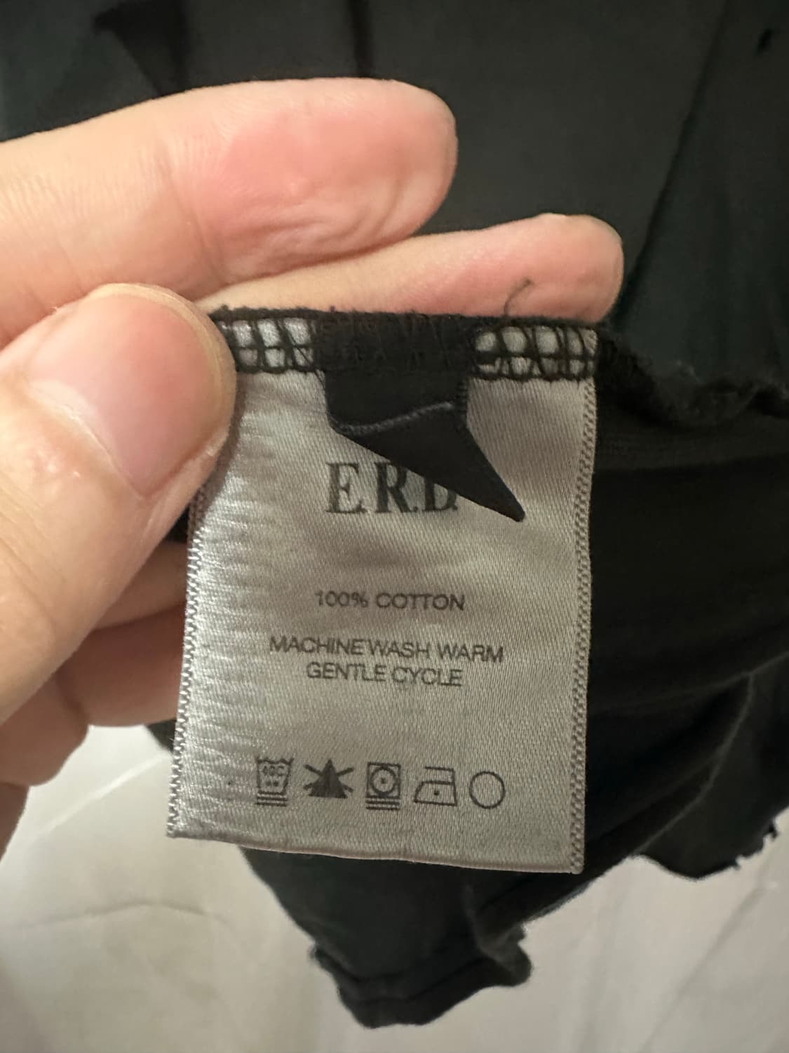 ERD 디스트레스드 로고 티 블랙 상품이미지5