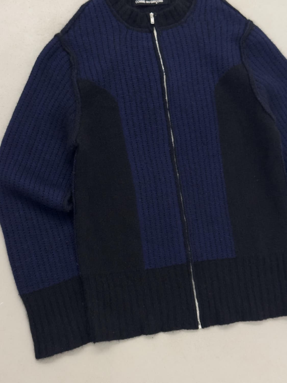 꼼데가르송 니트 집업 상품이미지3