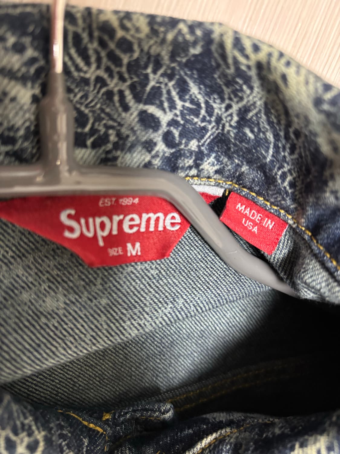 슈프림 23FW 크랙클 데님 셋업 (자켓,팬츠) 상품이미지6