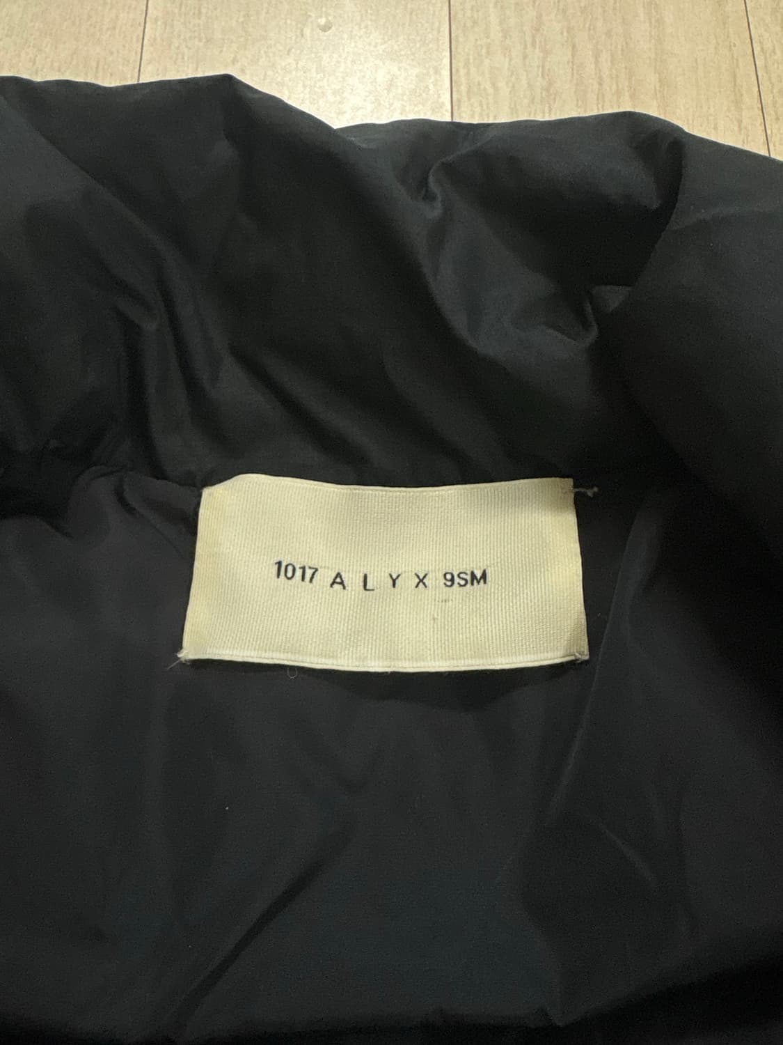 알릭스 푸퍼 패딩 블랙 상품이미지4