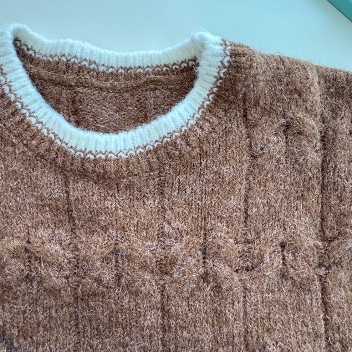 브라운 화이트배색 긴팔 니트티셔츠 상품이미지10