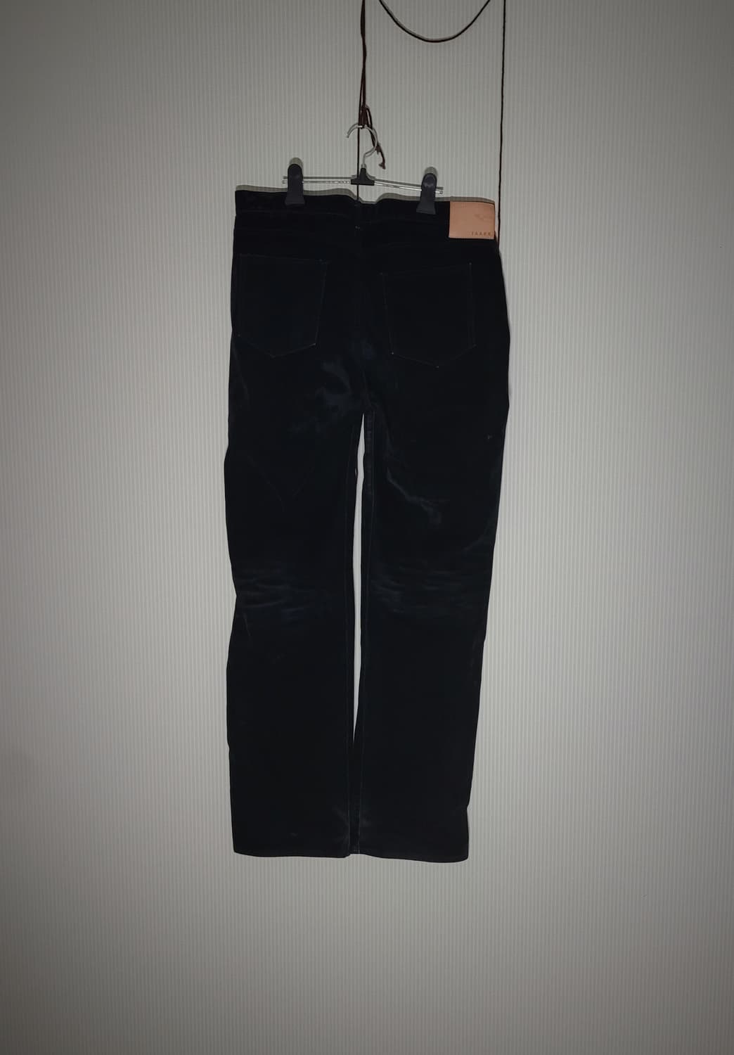 탁 블랙 벨벳 팬츠 상품이미지5