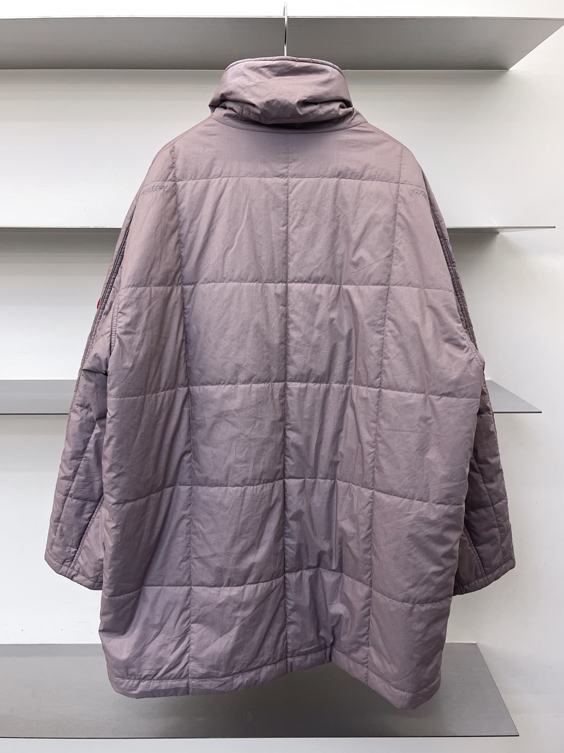 카브엠트 22fw 그리드 스티치 푸퍼 자켓 상품이미지3