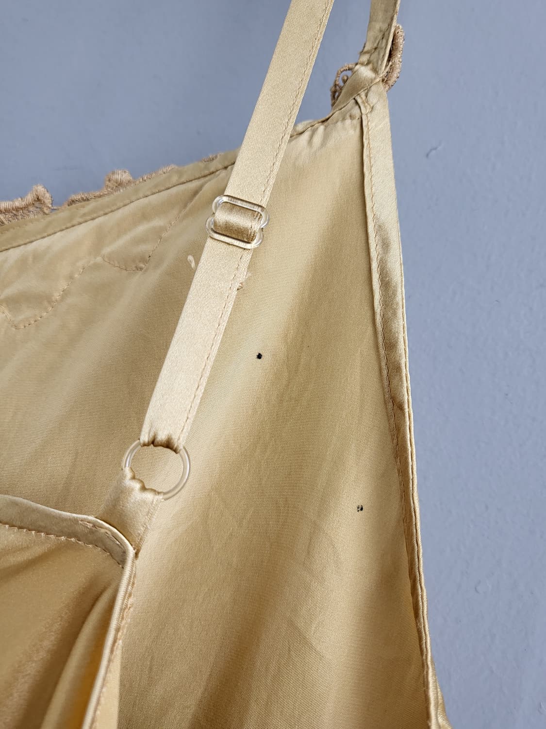 빈티지 골드 실크 슬립 탑 상품이미지4