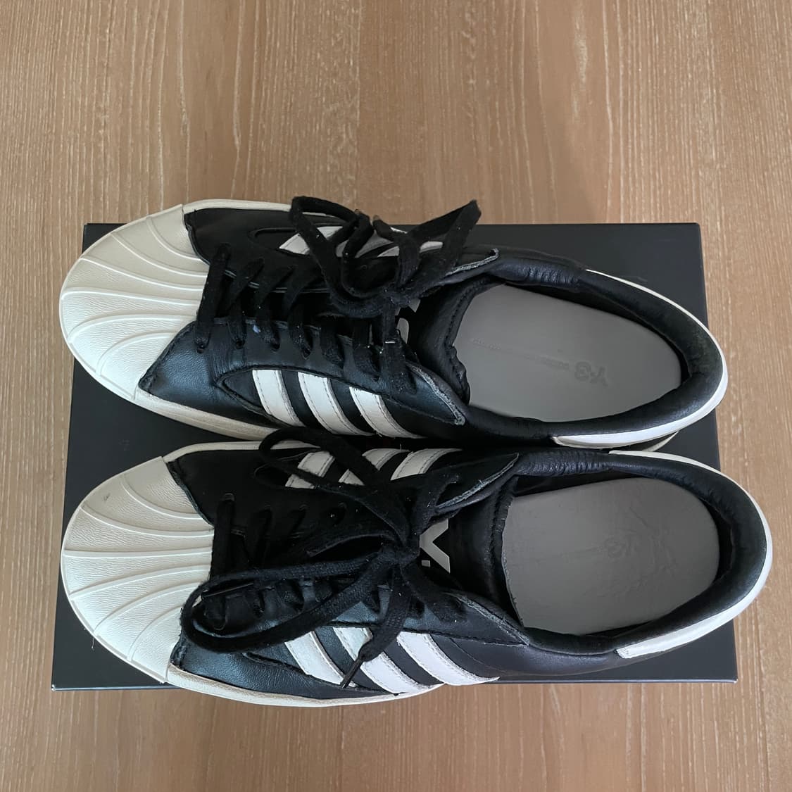 Y-3 요지스타 상품이미지2