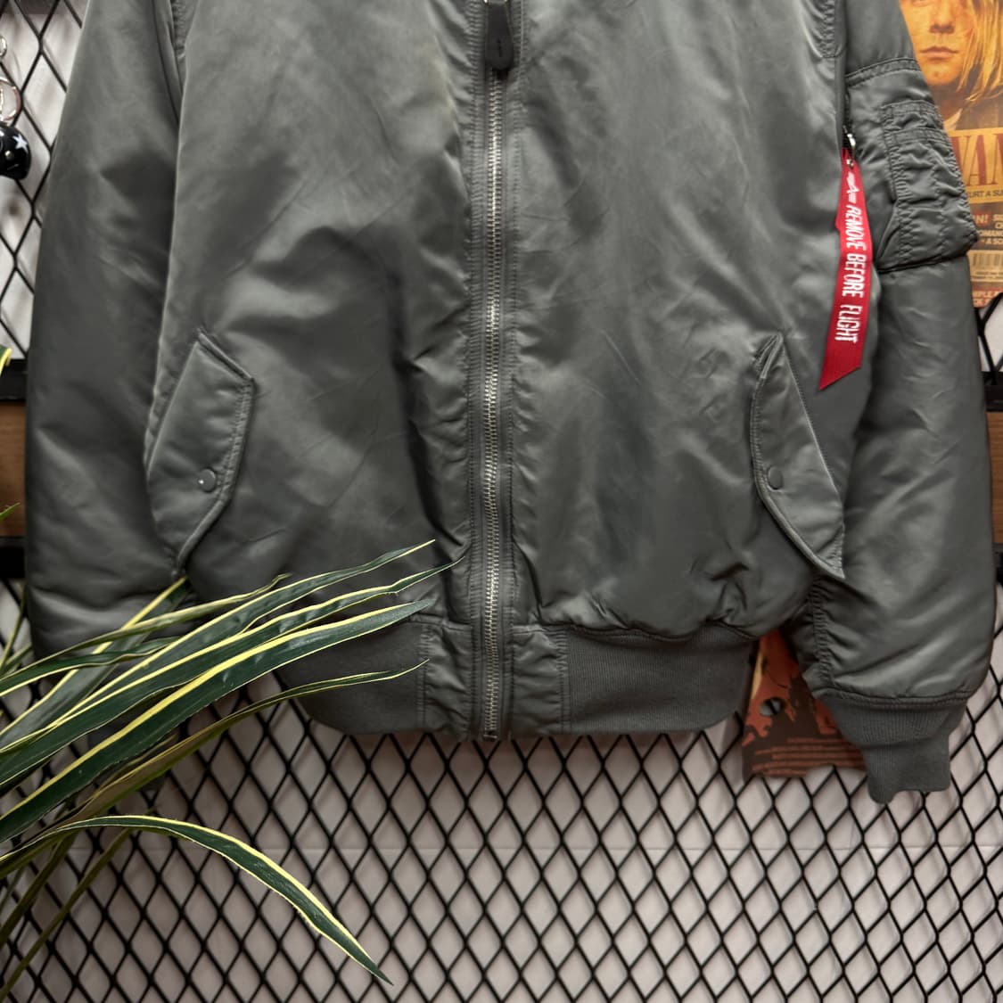 알파인더스트리 MA-1 밀리터리 항공 점퍼 사이드 포켓 포인트 건메탈 상품이미지4