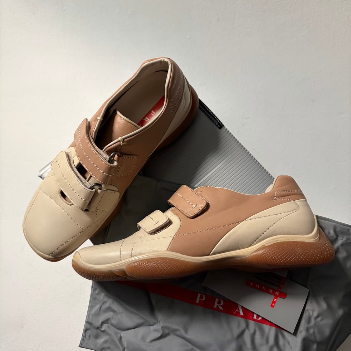 Double Velcro Leather Sneakers 상품이미지3