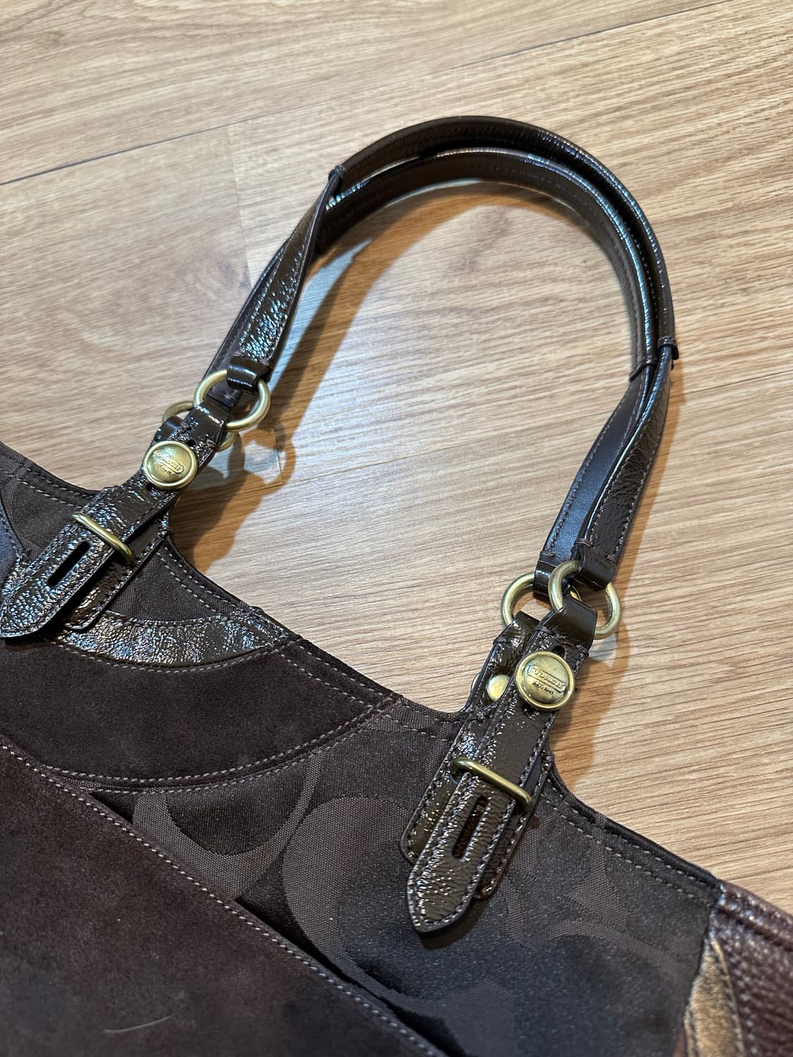 코치 멀티패턴 숄더백 상품이미지3