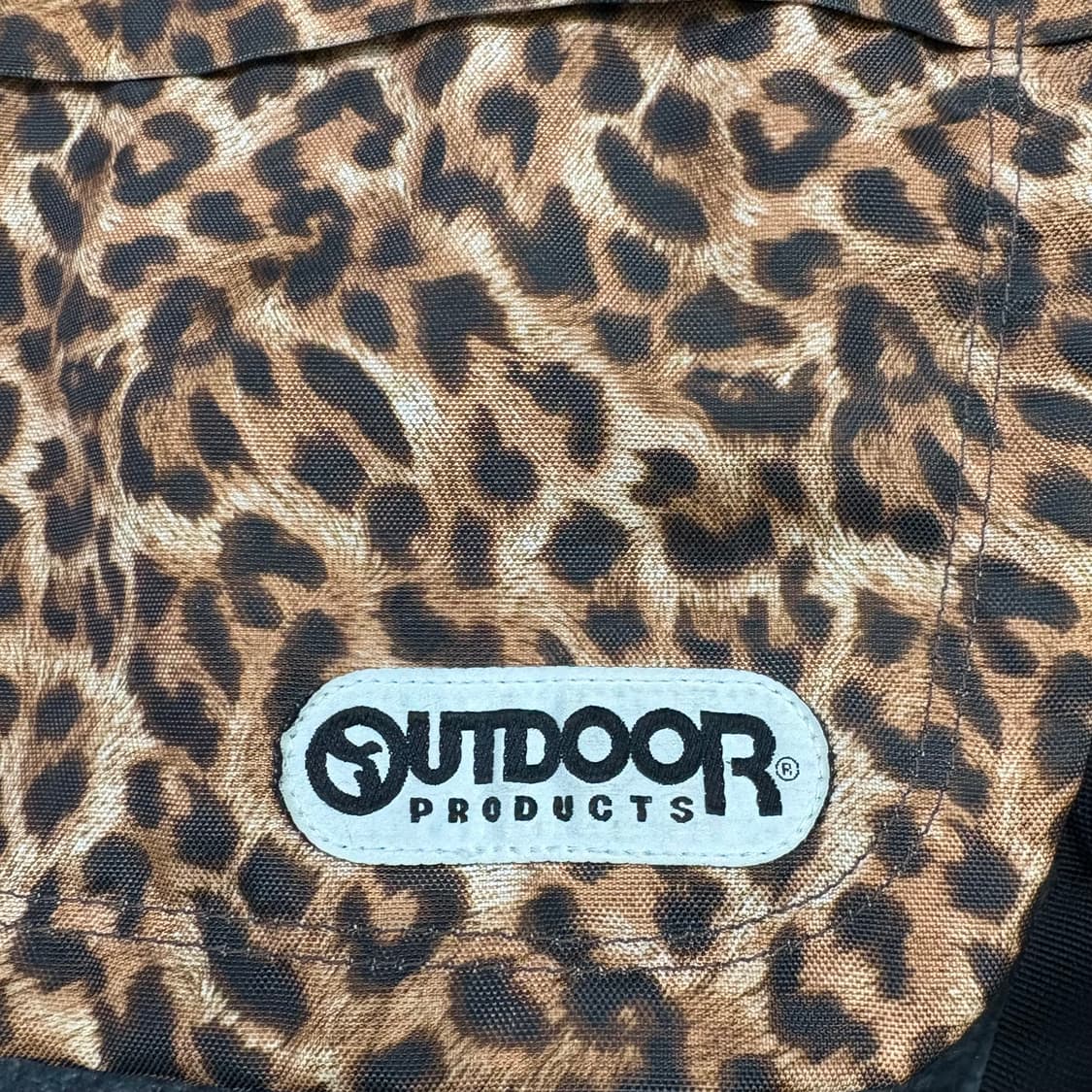 아웃도어레오파드크로스백 상품이미지3