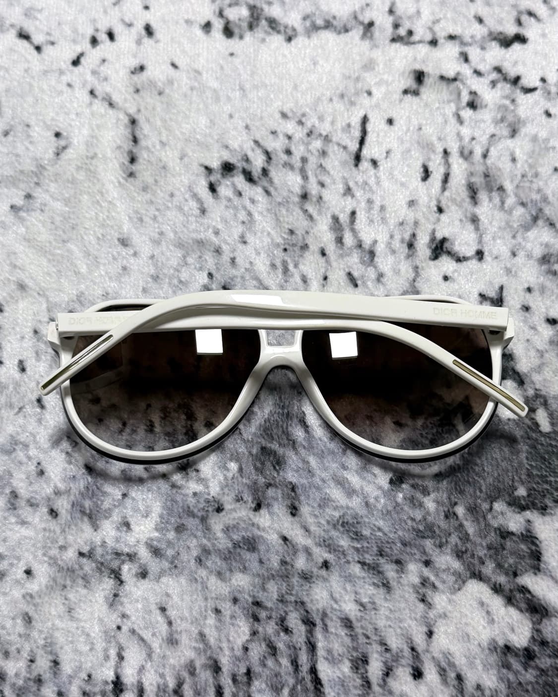 디올옴므 블랙타이 선글라스 화이트 OS 상품이미지3