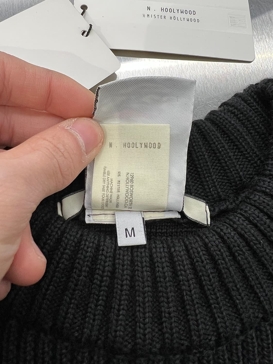 앤 할리우드 x sns 블랙 해링 이펙트 니트 상품이미지8