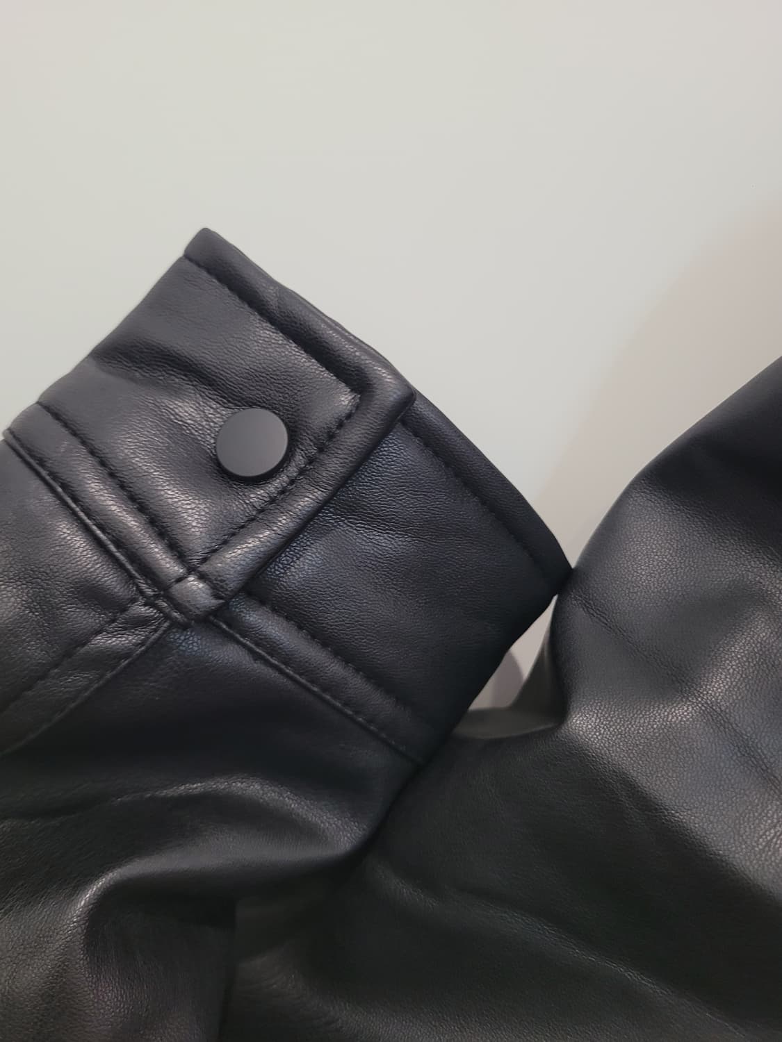 자라맨 페이크 레더 가죽 패딩 오버핏 셔츠형 자켓 S사이즈 상품이미지5