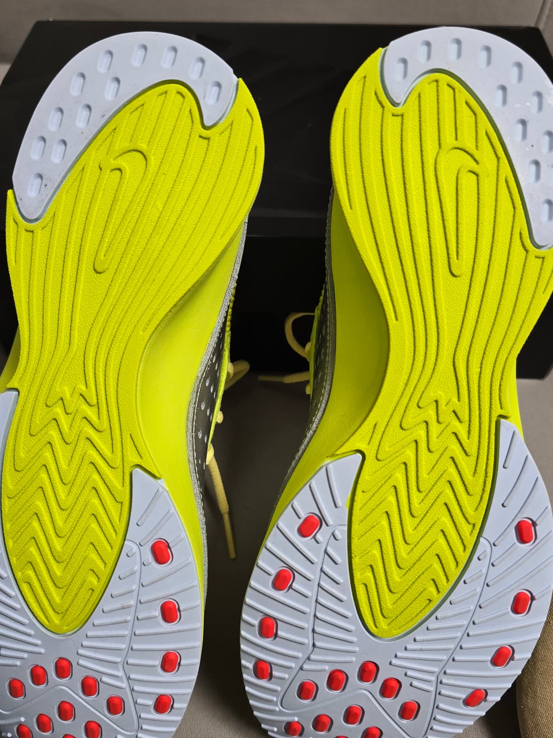 나이키 에어 수퍼플라이 사이버 레몬 상품이미지4