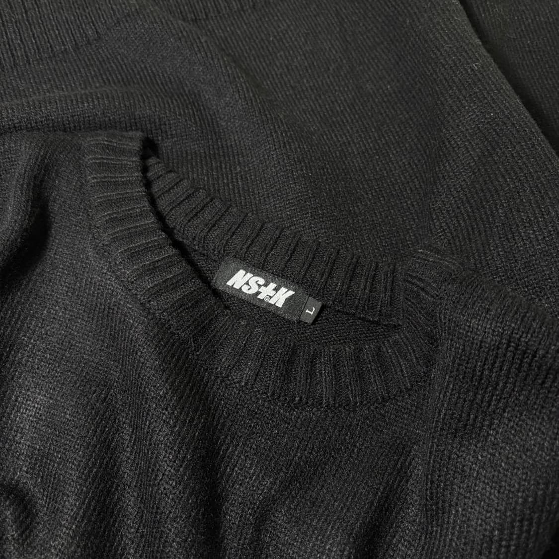 FREE 네스티킥 블랙 빅로고 오버핏 니트 상품이미지4