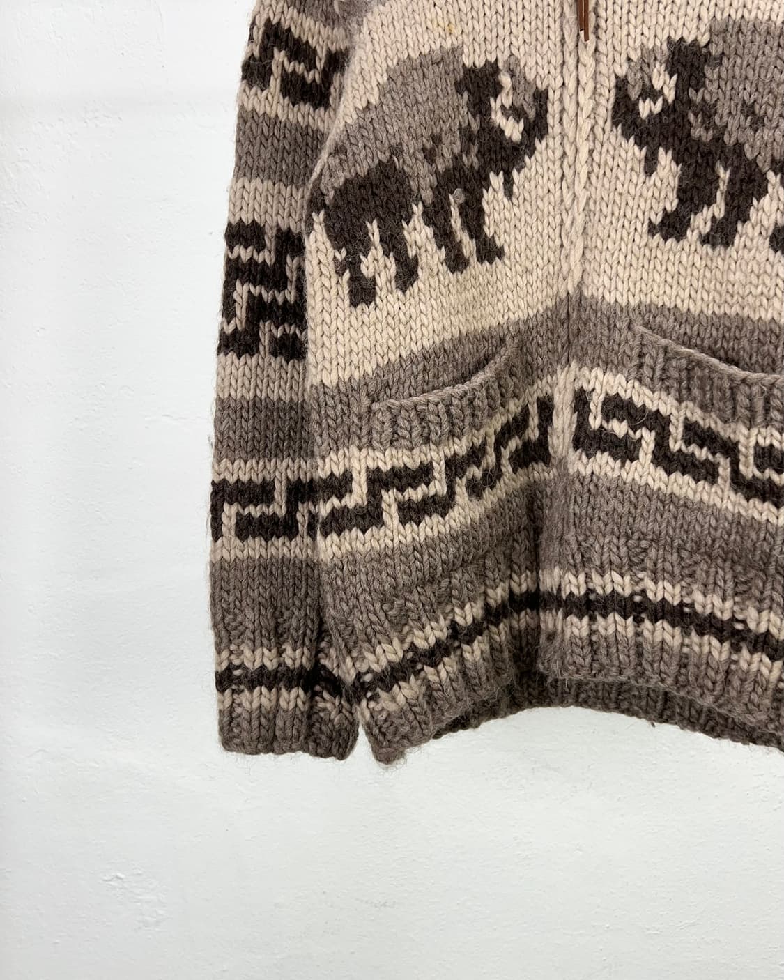 카나타 딥 브라운 바이슨 헤비 숄 카라 코위찬 스웨터 자켓 상품이미지4