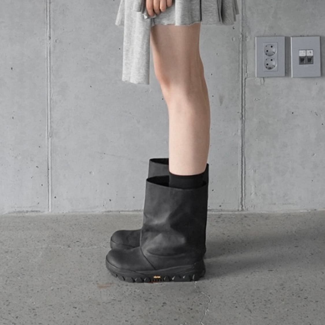 쓰리투에이티 비브람 그런지 레더 숏 부츠 상품이미지2