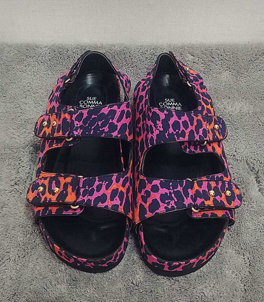 슈콤마보니 레오파드 패턴 샌들 240사이즈 상품이미지1