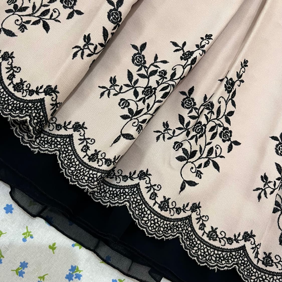 L'EST ROSE 레스트로즈 빈티지 자수 스커트 치마(오리엔탈 페어리) 상품이미지2