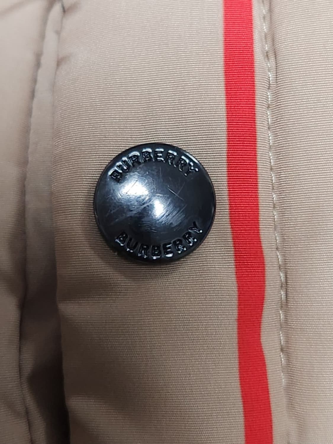 버버리 키즈 스트라이프 패턴 패딩 점퍼 8Y (7-8세추천) 상품이미지4