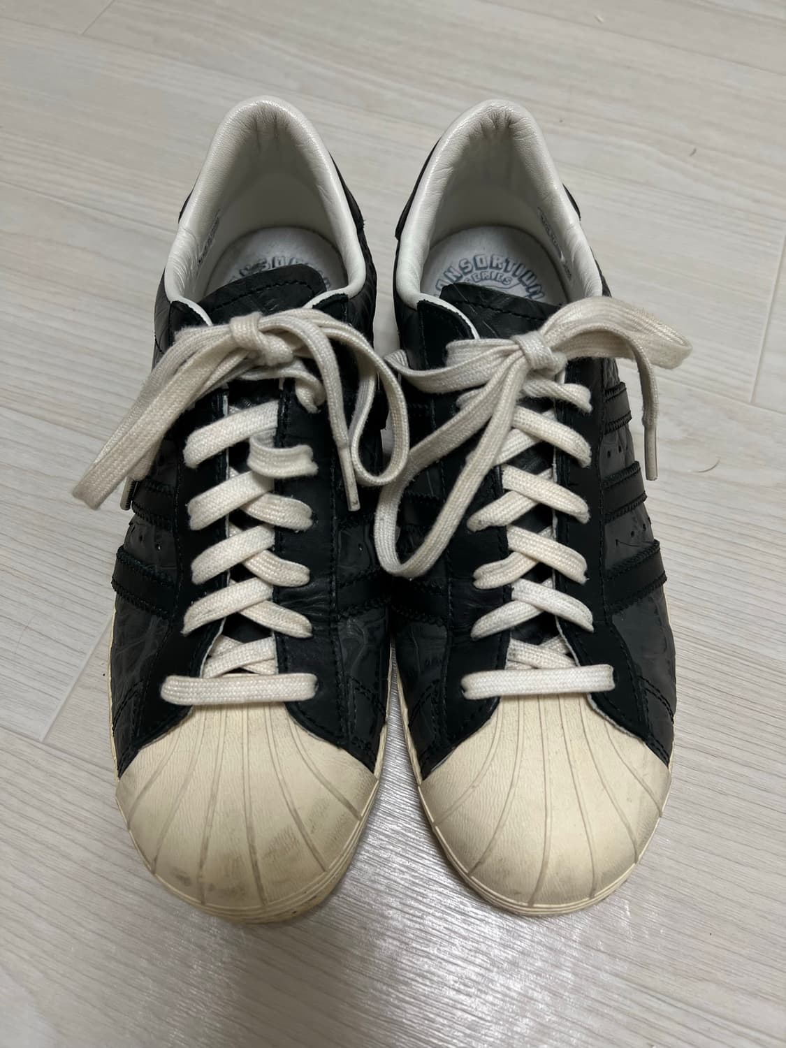 아디다스 네이버후드 슈퍼스타 코어블랙 상품이미지1