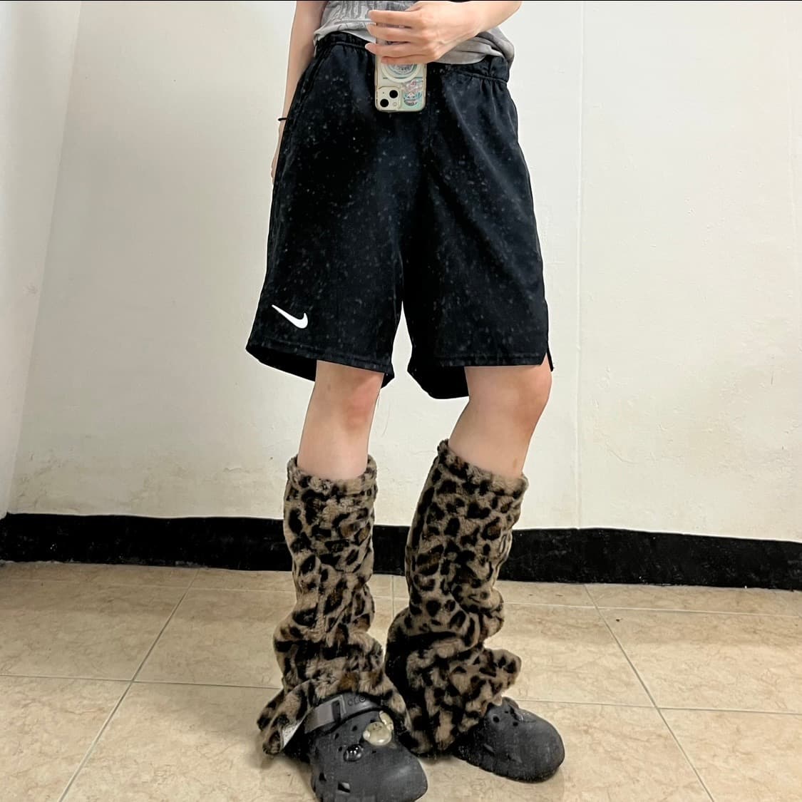 Nike Black Woven Shorts 상품이미지2
