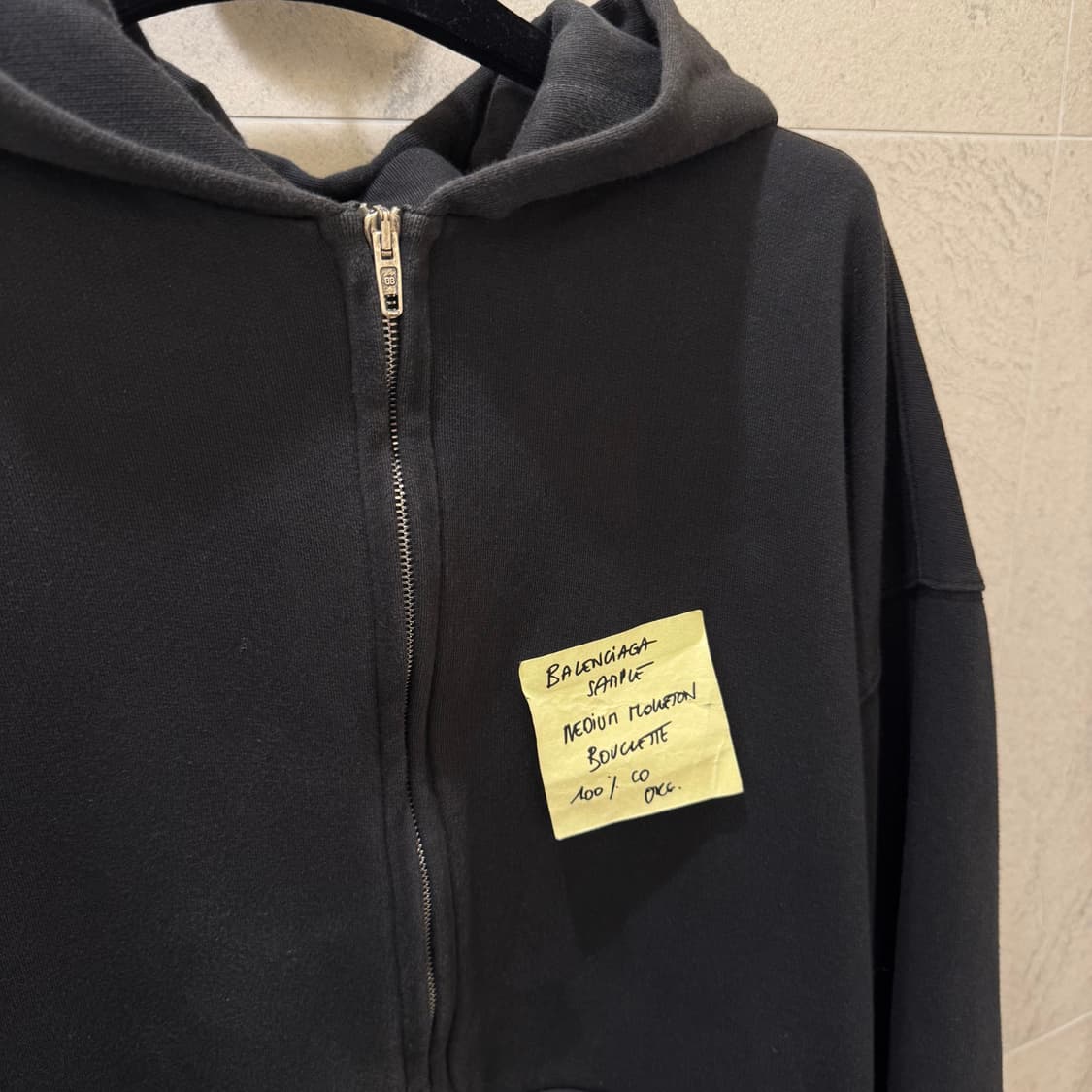 발렌시아가 포스트잇 후드집업 S 상품이미지3