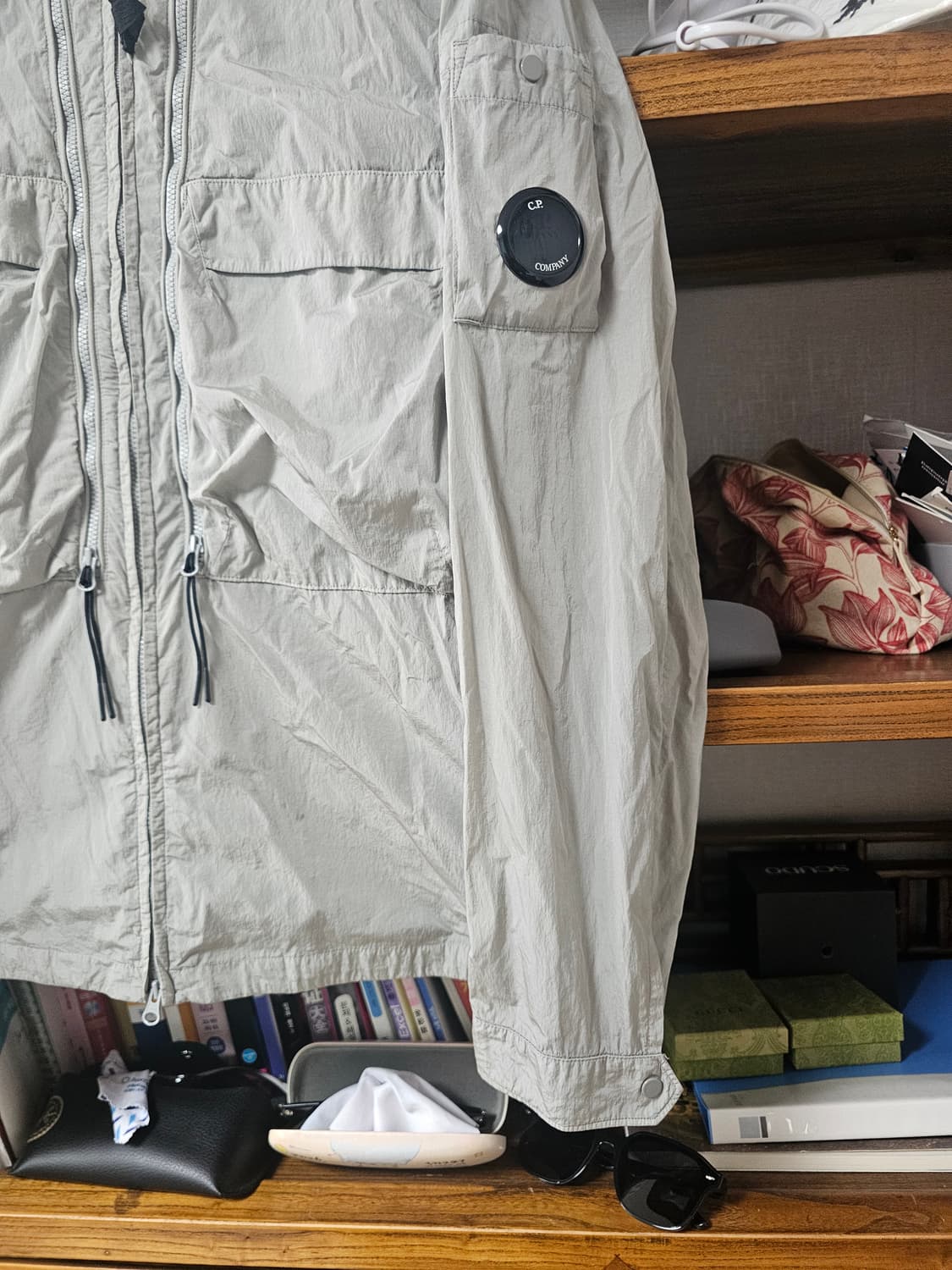 100-105사이즈)씨피컴퍼니 나일론 자켓 팔아요 cp컴퍼니 l 라지 상품이미지3