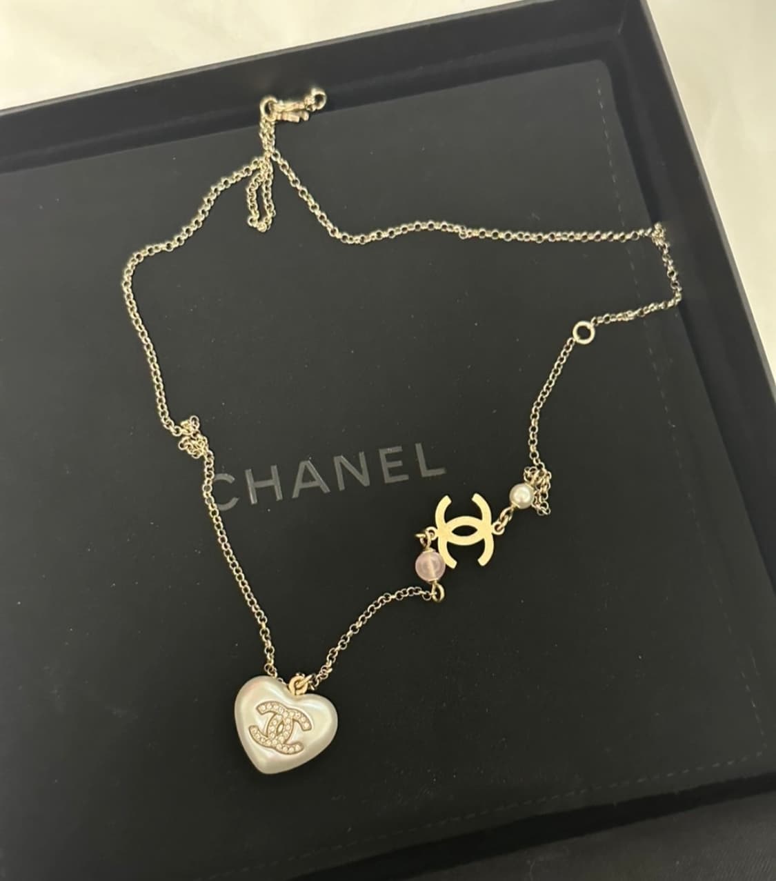 샤넬 하트 진주 목걸이 상품이미지1