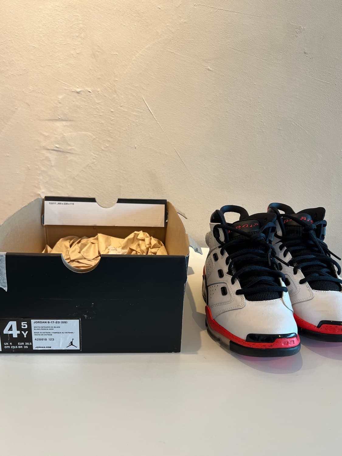 (235) 에어 조던 6-17-23 (GS) '인프라레드' 상품이미지6