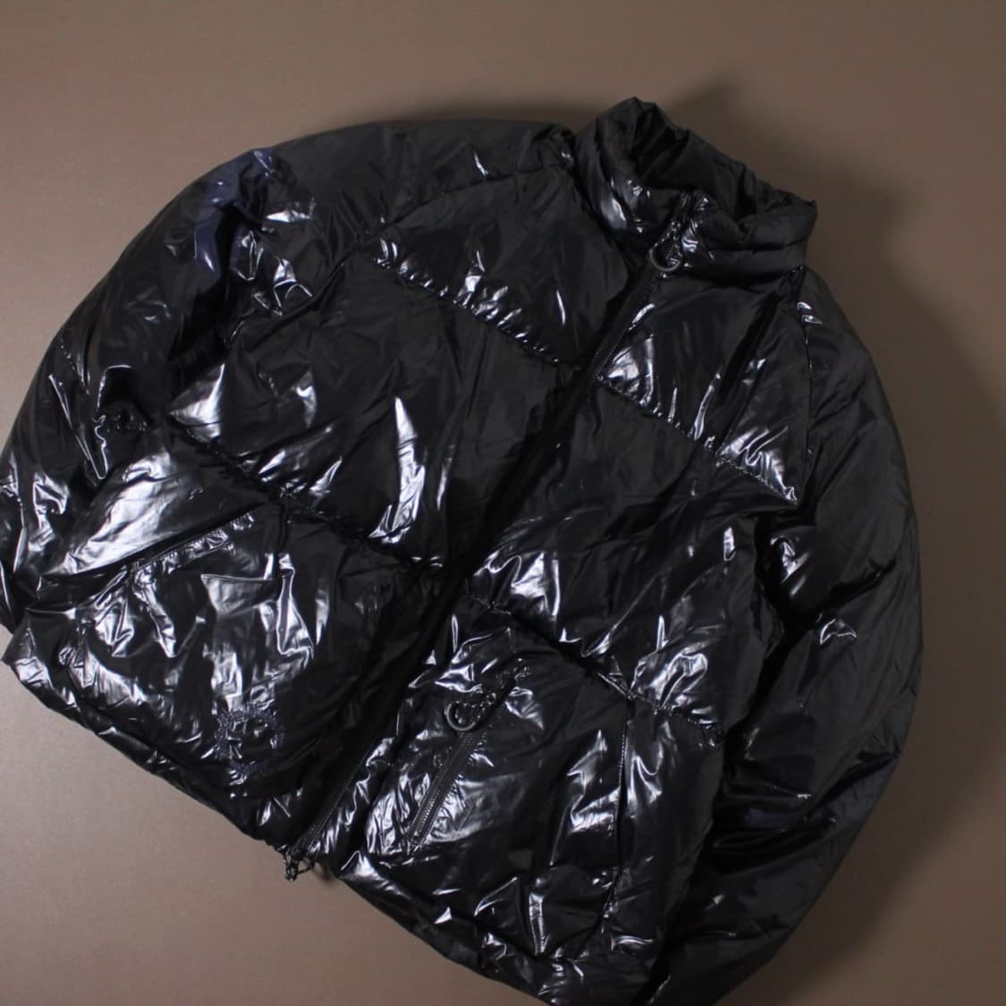 Matin Kim 마땡킴 유광 블랙 구스다운 패딩  상품이미지2