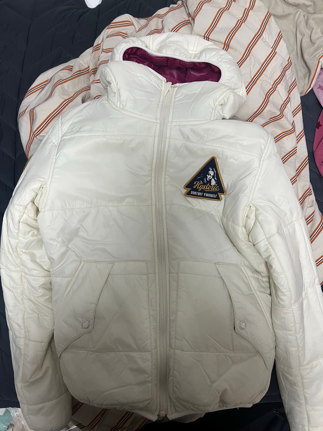 히스테릭 글래머 리버시블 패딩 판매합니당 상품이미지2