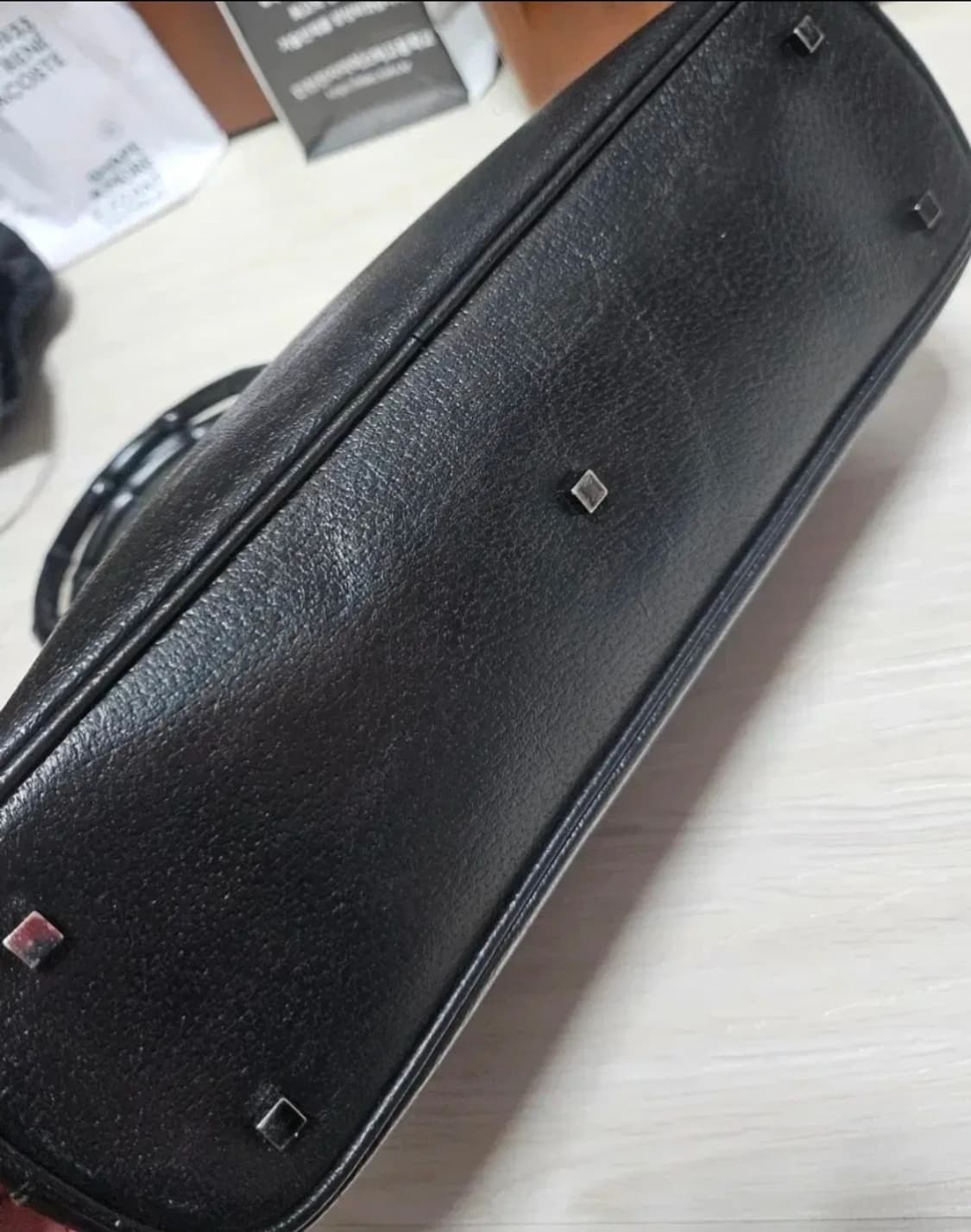 정품) 구찌 블랙 뱀부 핸들 토트백 판매합니다 상품이미지5