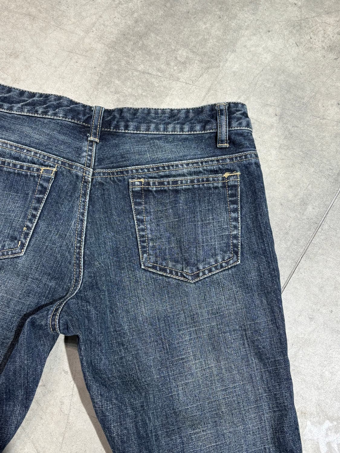 Oririn 나비 자수 워싱 데님팬츠 상품이미지9