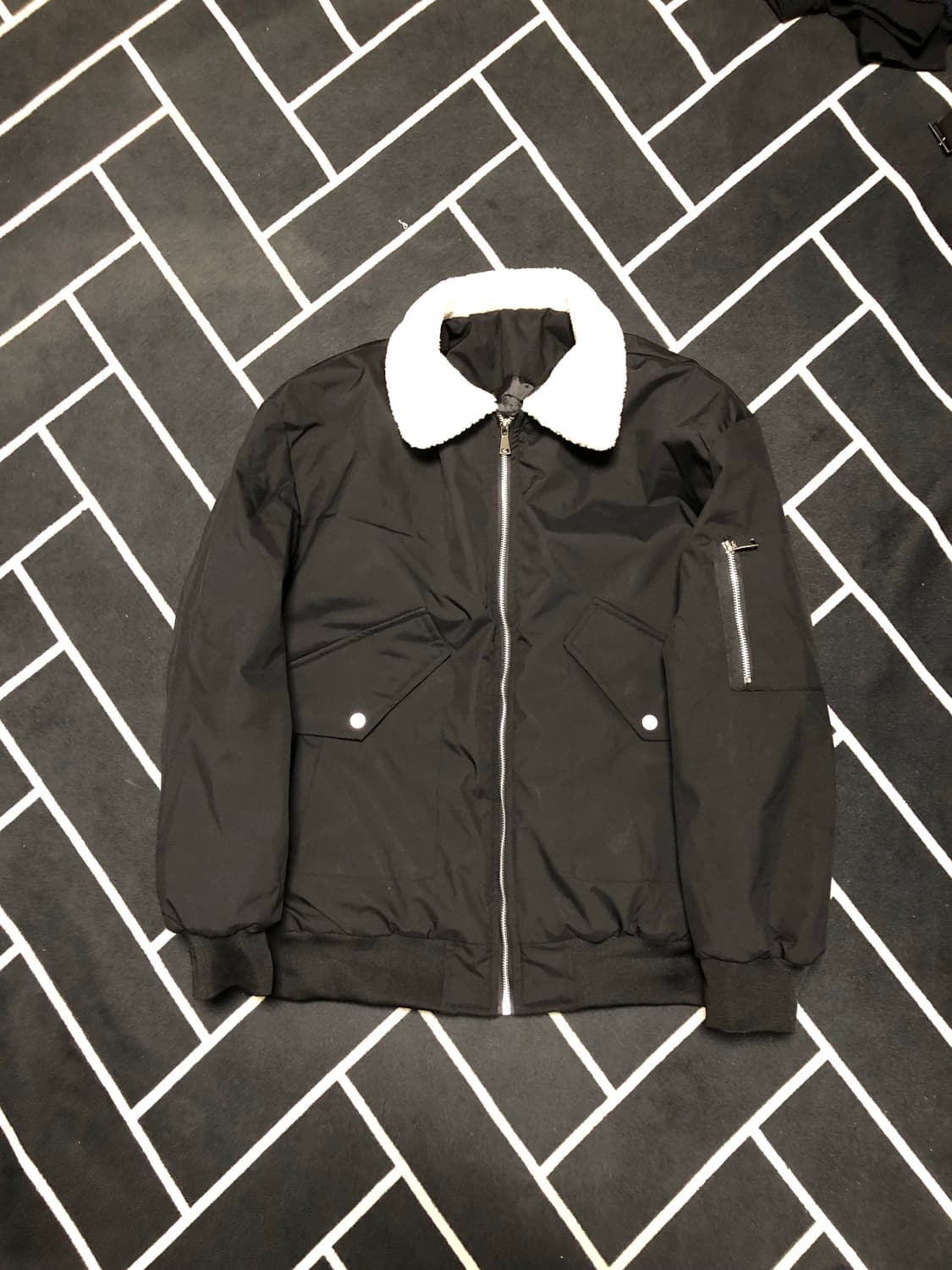 새제품초특가/편집샵 ma-1 퍼봄버패딩/준지우영미솔리드시스템몽클레어스톤 상품이미지1