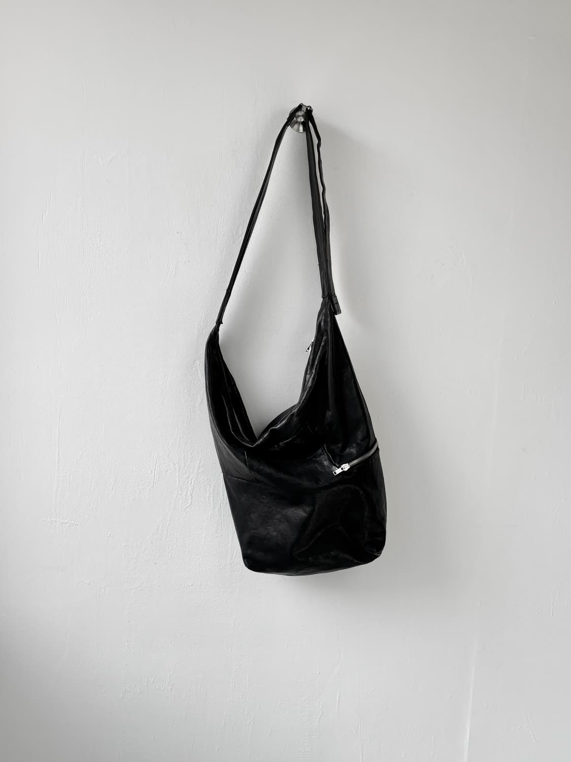 크리스 반 아쉐 빅 레더 크로스백  상품이미지1