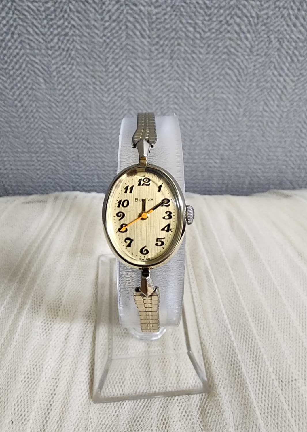 70s 빈티지 금장 부로바 기계식 여성시계 상품이미지1