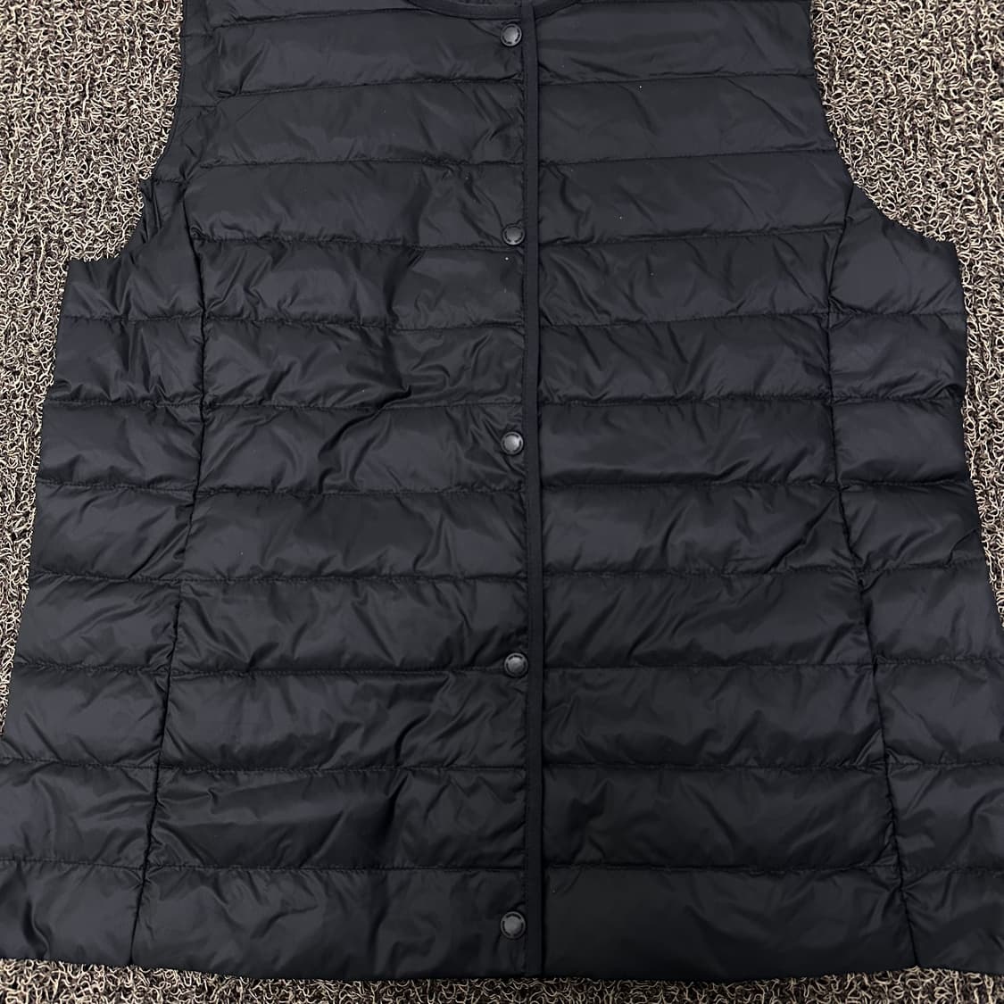 NEPA 네파 여성 경량 덕다운 패딩 조끼 블랙 105(XL) 상품이미지4