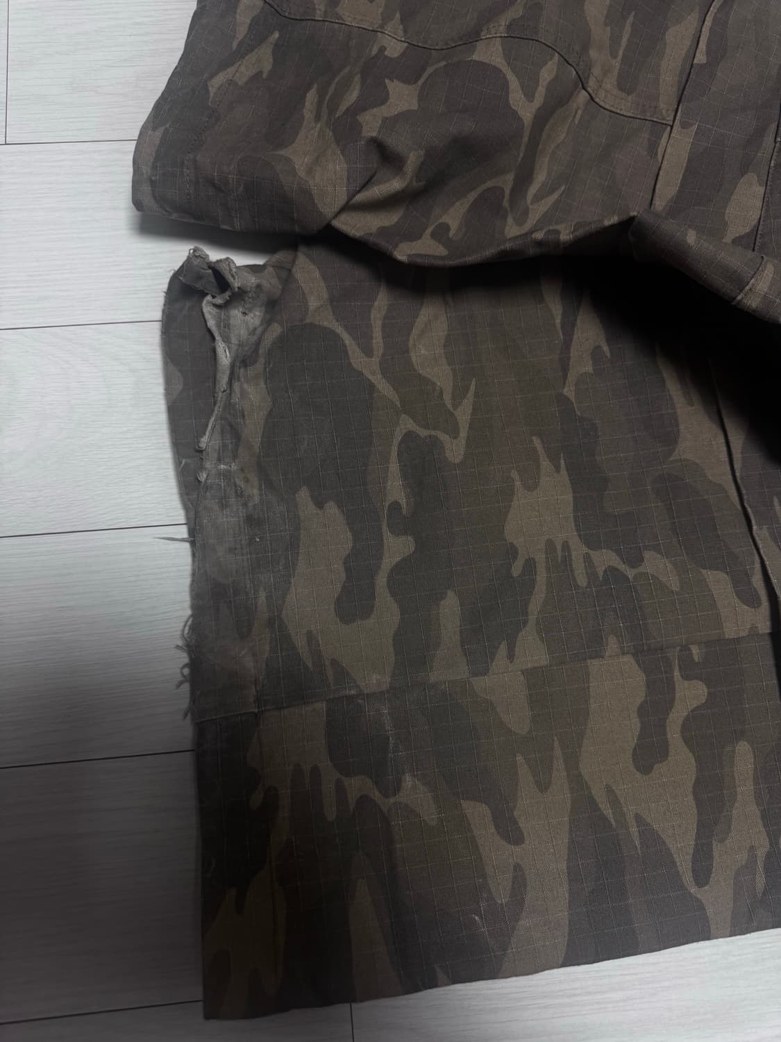 카미엔 타이탄 배기팬츠 크림 카모 2사이즈 상품이미지3