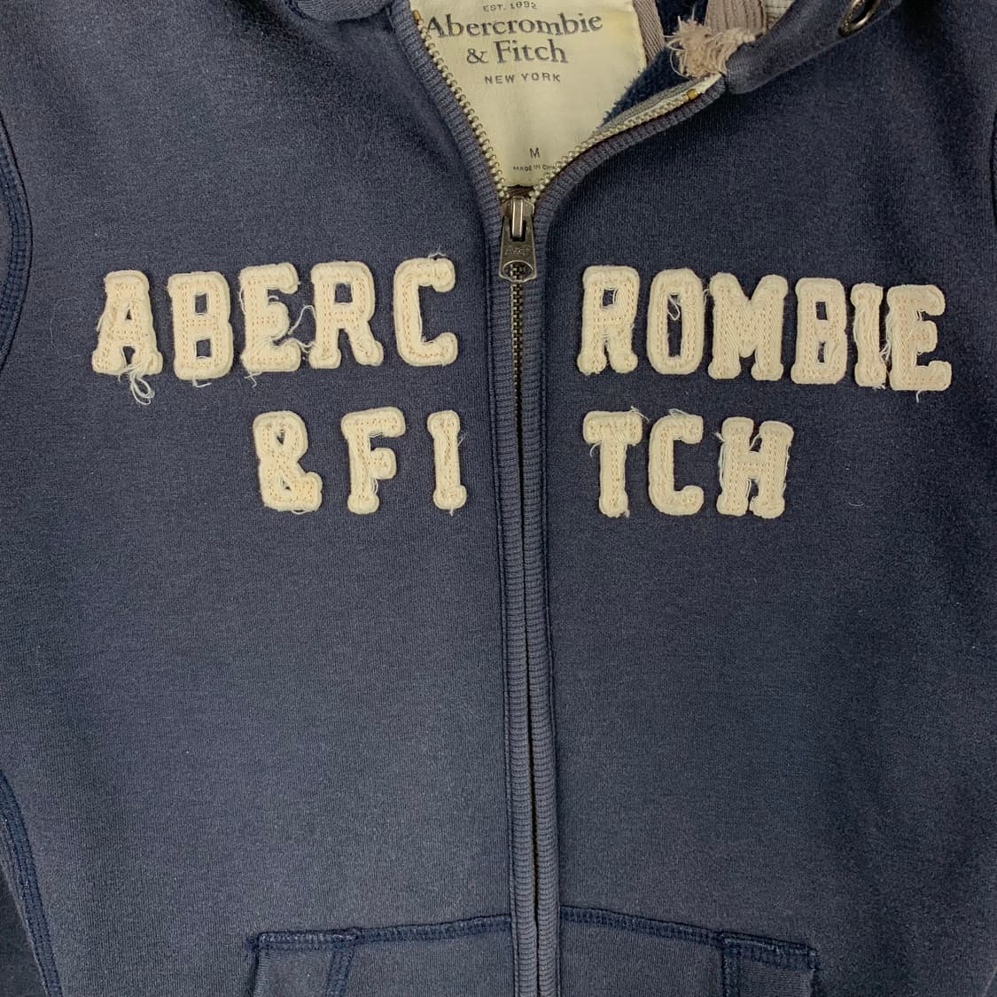 아베크롬비 y2k 와투케 네이비 후드집업 상품이미지4
