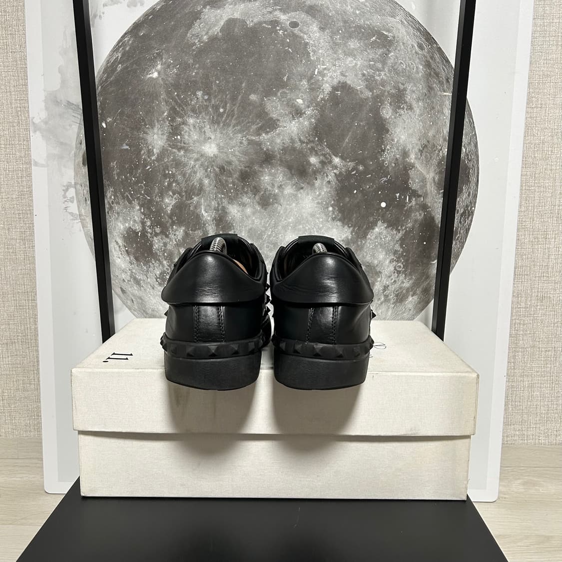  정품 41) 발렌티노 블랙 락스터드 스니커즈 265~ 상품이미지4