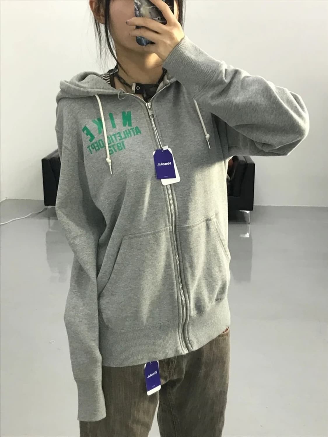 나이키 로고 그레이 후드집업 상품이미지3