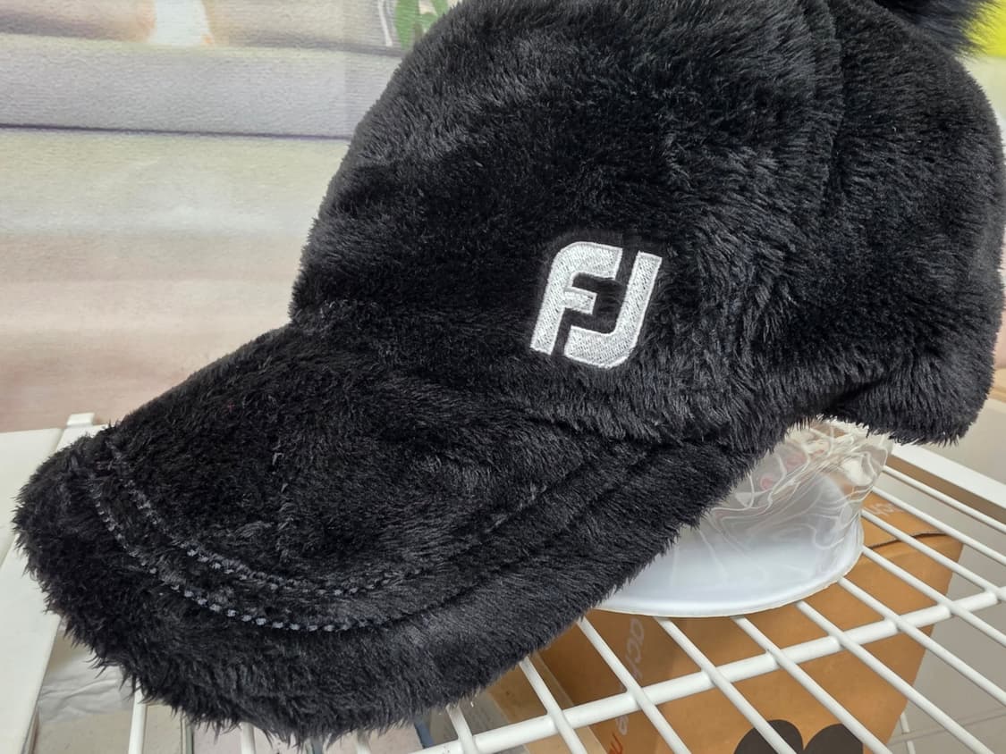 풋조이 여성 겨울골프모자 퍼 방울 모자 캡 KG41 상품이미지6