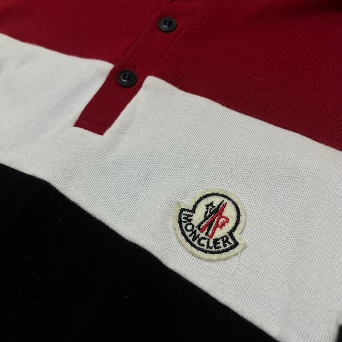 몽클레어 배색 헨리넥 긴팔 티셔츠 [멀티 컬러] 3사이즈 상품이미지5