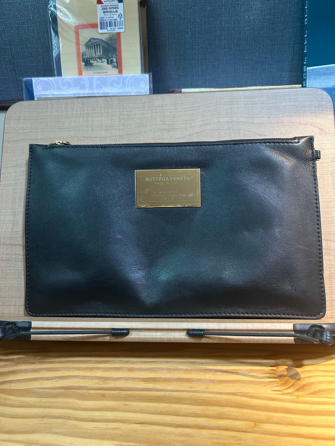 보테가베네타 클러치백 상품이미지1